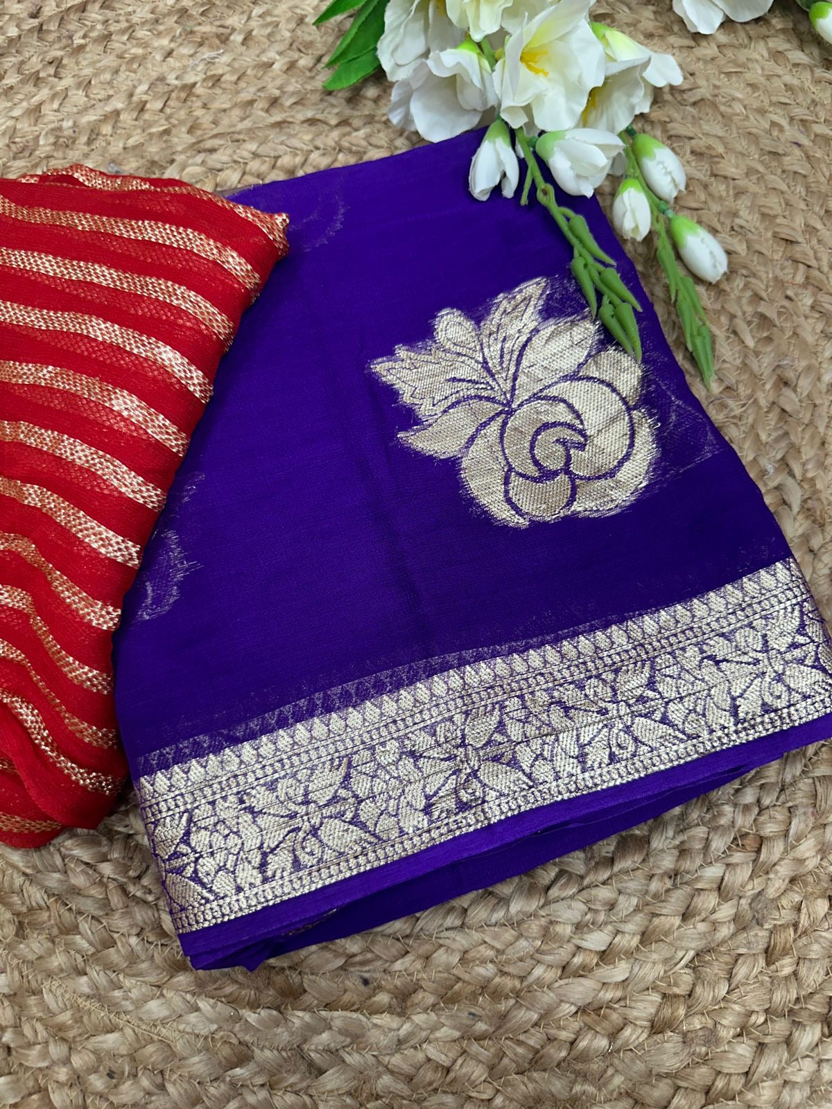 Sari Georgette Pure Viscose Avec Tissage Lurex Zari